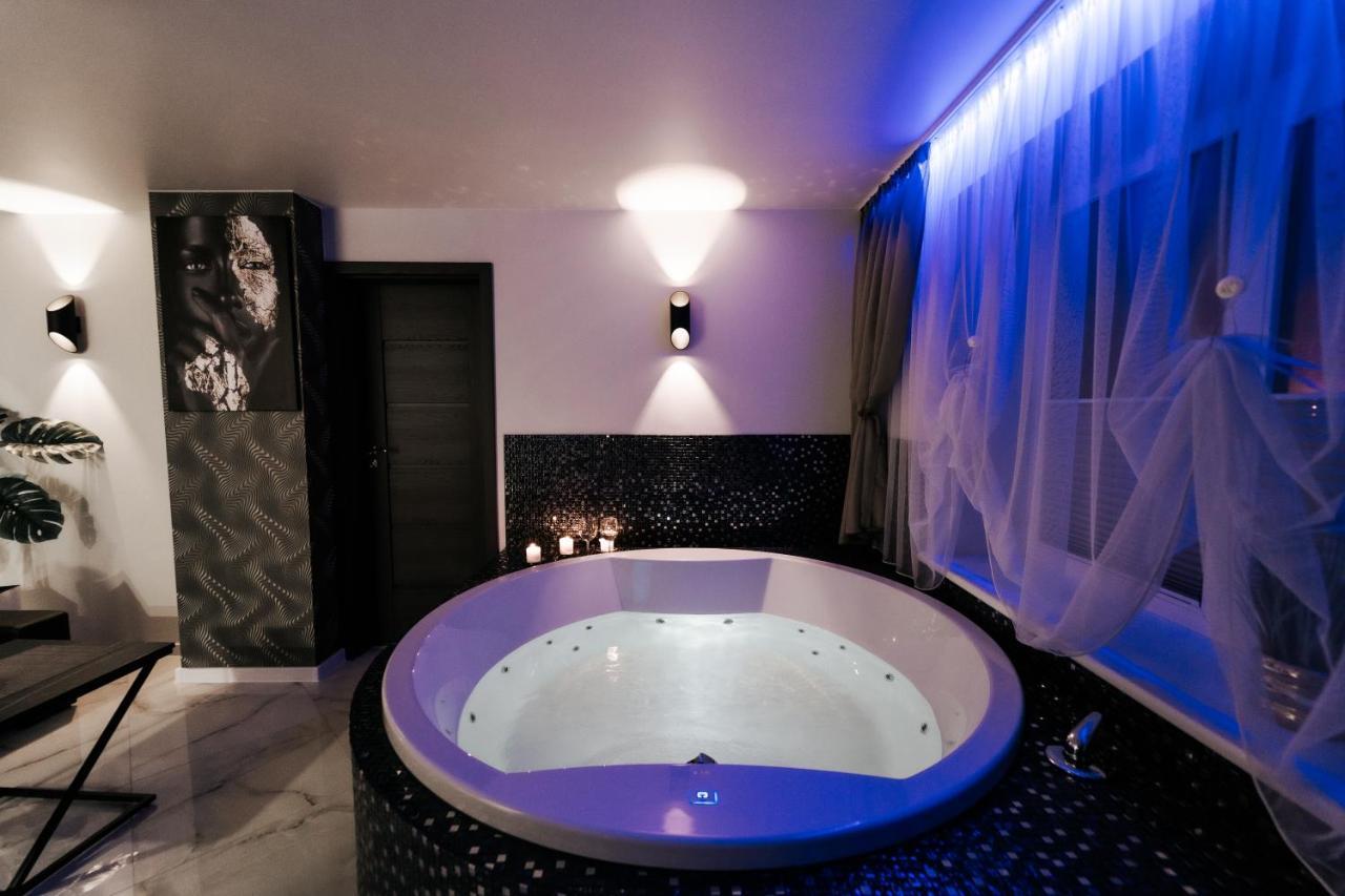 Kiss Apartment Silute Luaran gambar