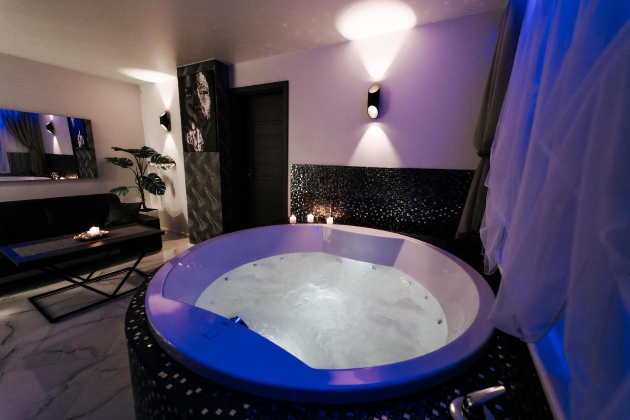Kiss Apartment Silute Luaran gambar